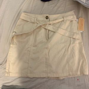 Copper key size medium skirt NEW WITH TAGS